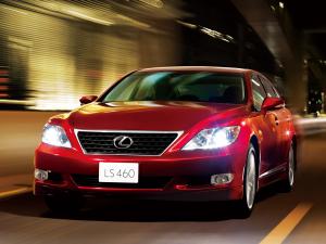 Lexus LS460 2009 года (JP)